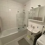 Traumhaft Zentral 85,00 Qm In City-naehe Apartment *